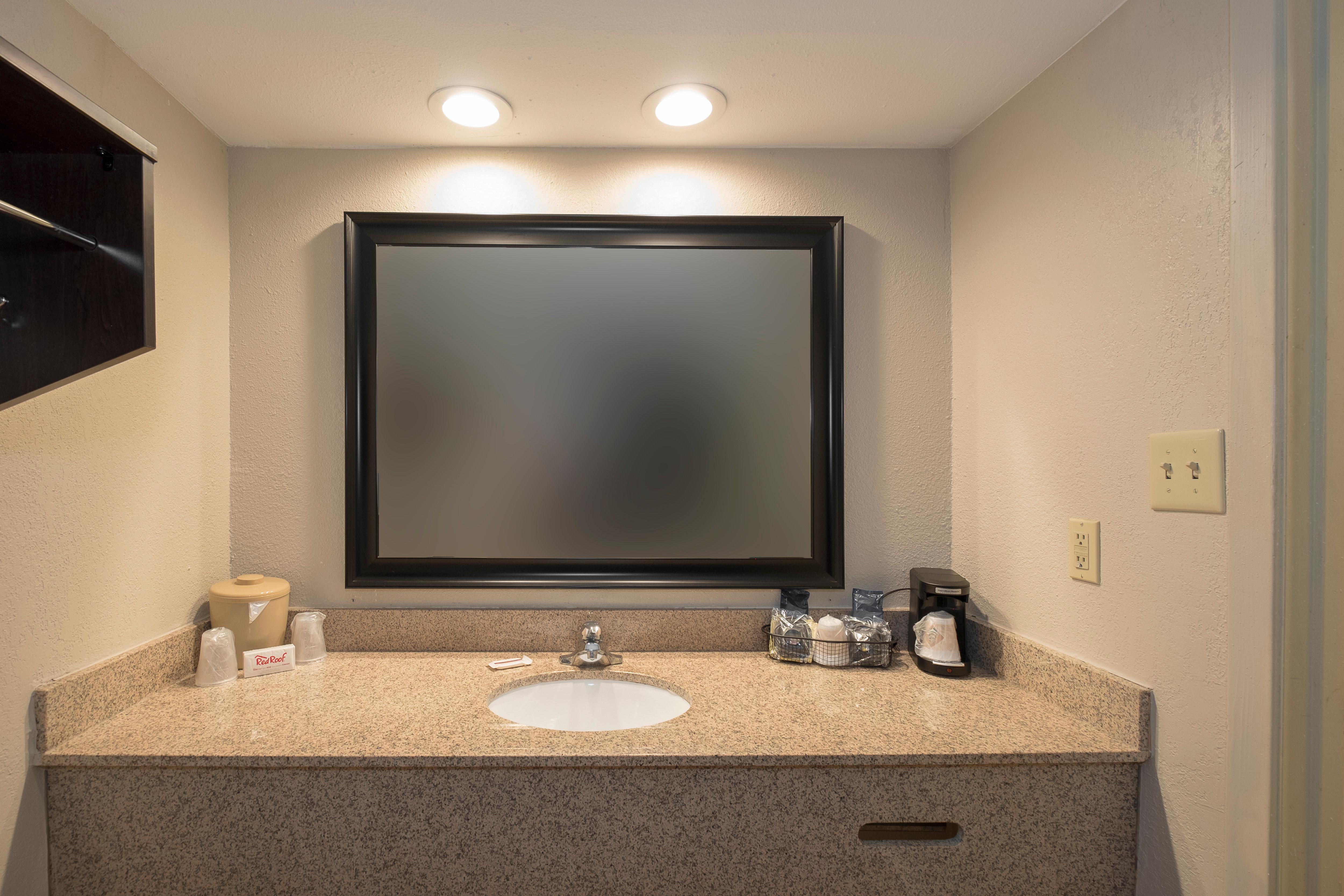 Red Roof Inn Mobile North - Saraland Bagian luar foto