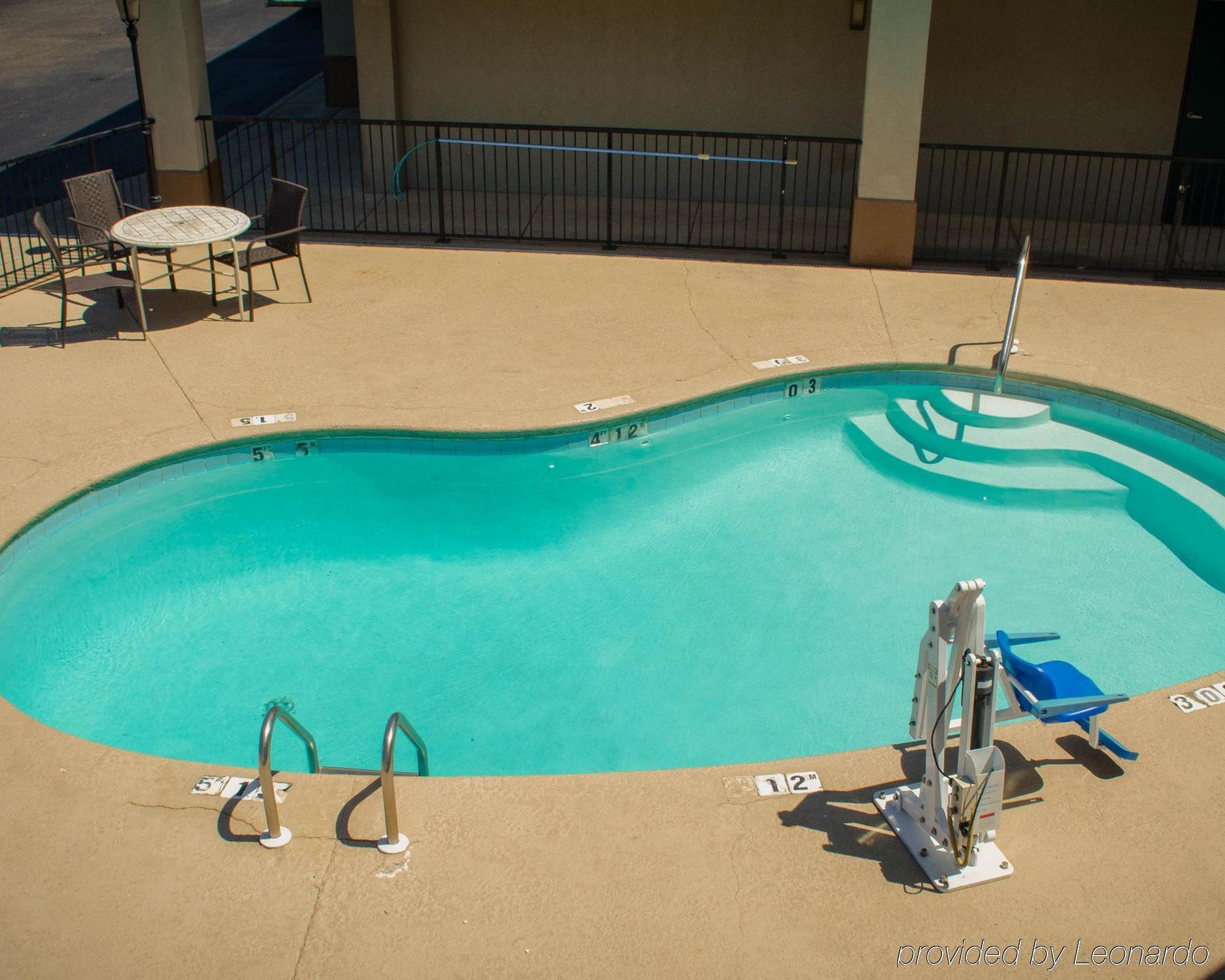 Red Roof Inn Mobile North - Saraland Bagian luar foto