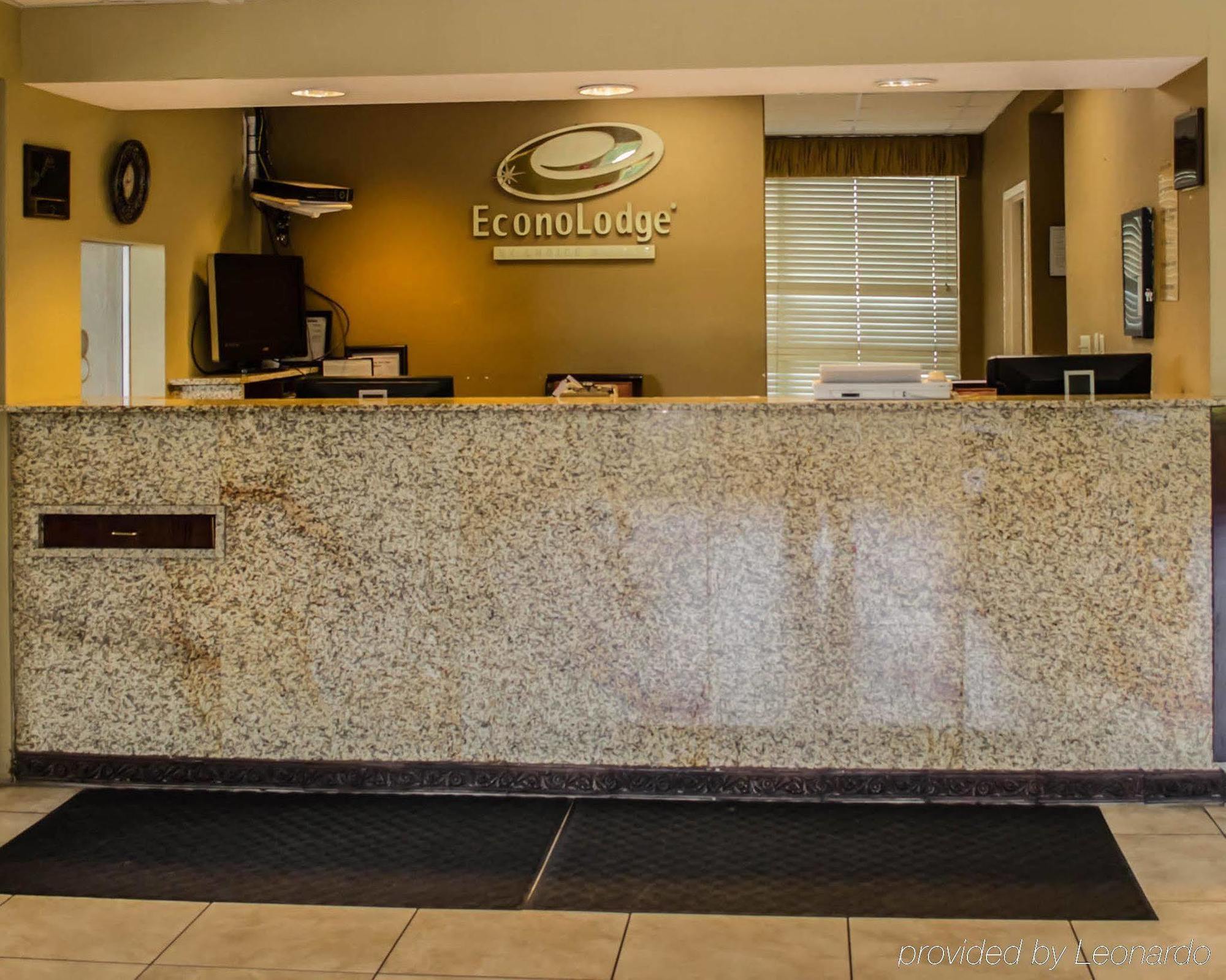 Red Roof Inn Mobile North - Saraland Bagian luar foto